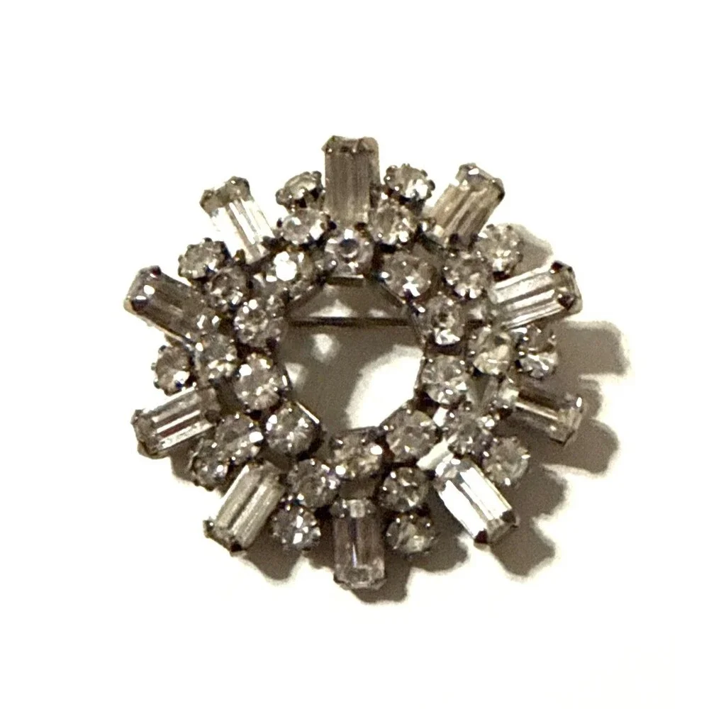 Vintage Crystal Rhinestone Baguette Cluster Brooch Round Statement Pin 2.5